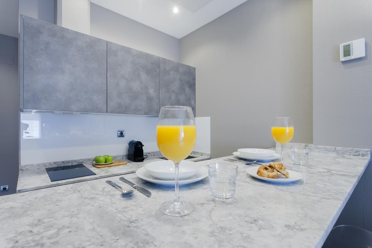 Dobo Rooms Palacio Apartments 马德里 外观 照片
