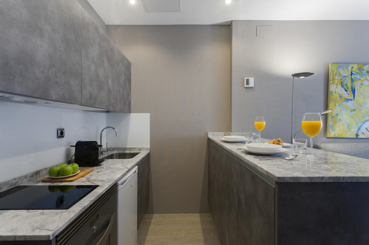 Dobo Rooms Palacio Apartments 马德里 外观 照片