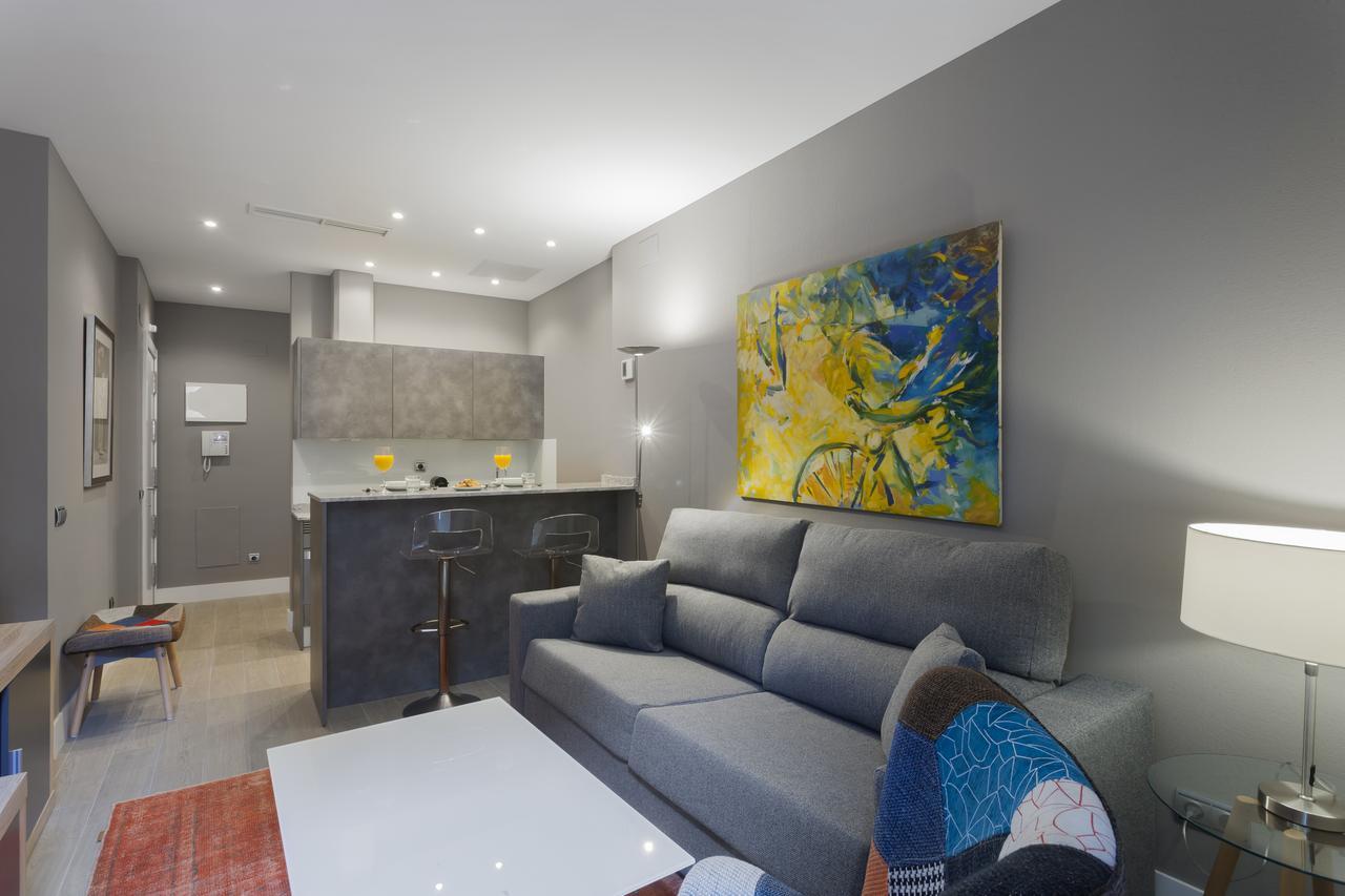 Dobo Rooms Palacio Apartments 马德里 外观 照片