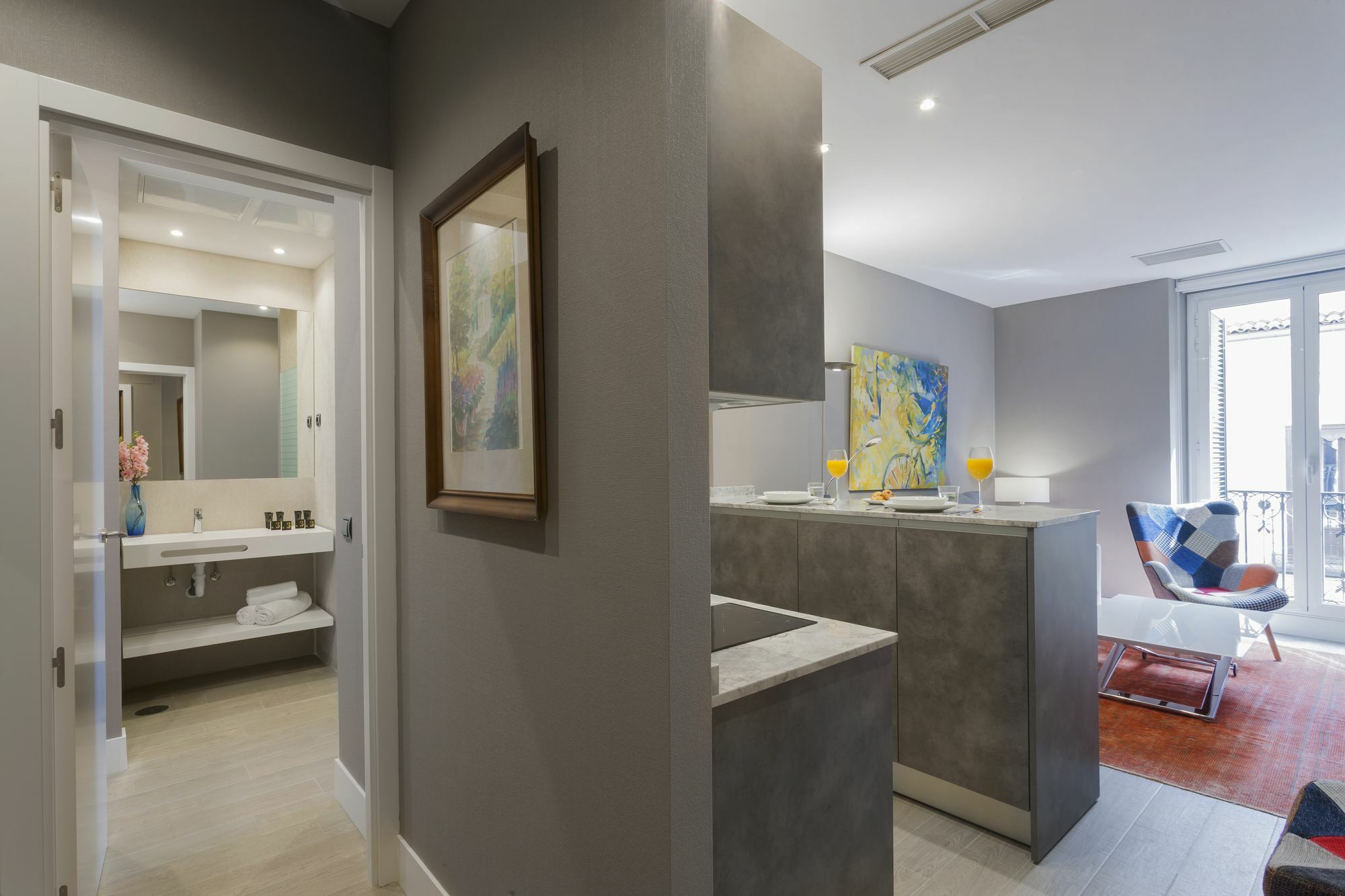 Dobo Rooms Palacio Apartments 马德里 外观 照片