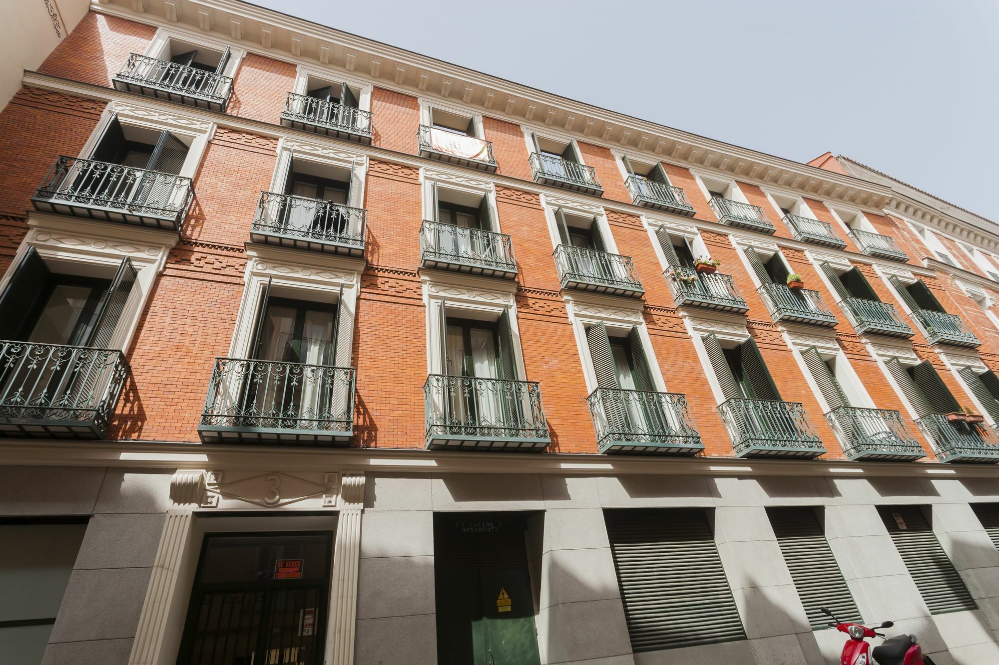 Dobo Rooms Palacio Apartments 马德里 外观 照片